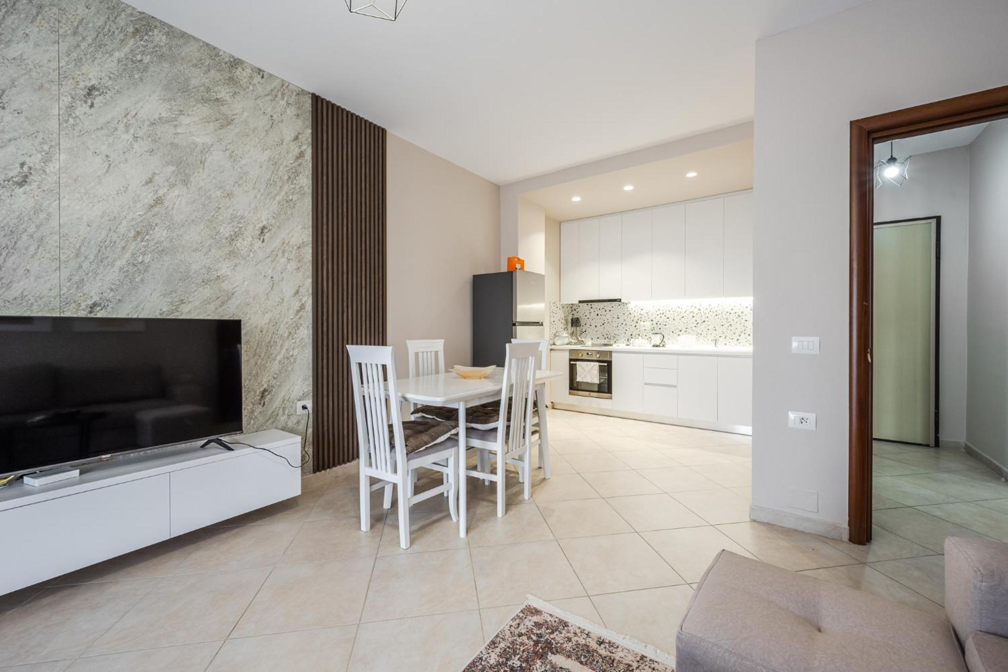 City Center Apartments By Kondo Stays Vlorë Esterno foto