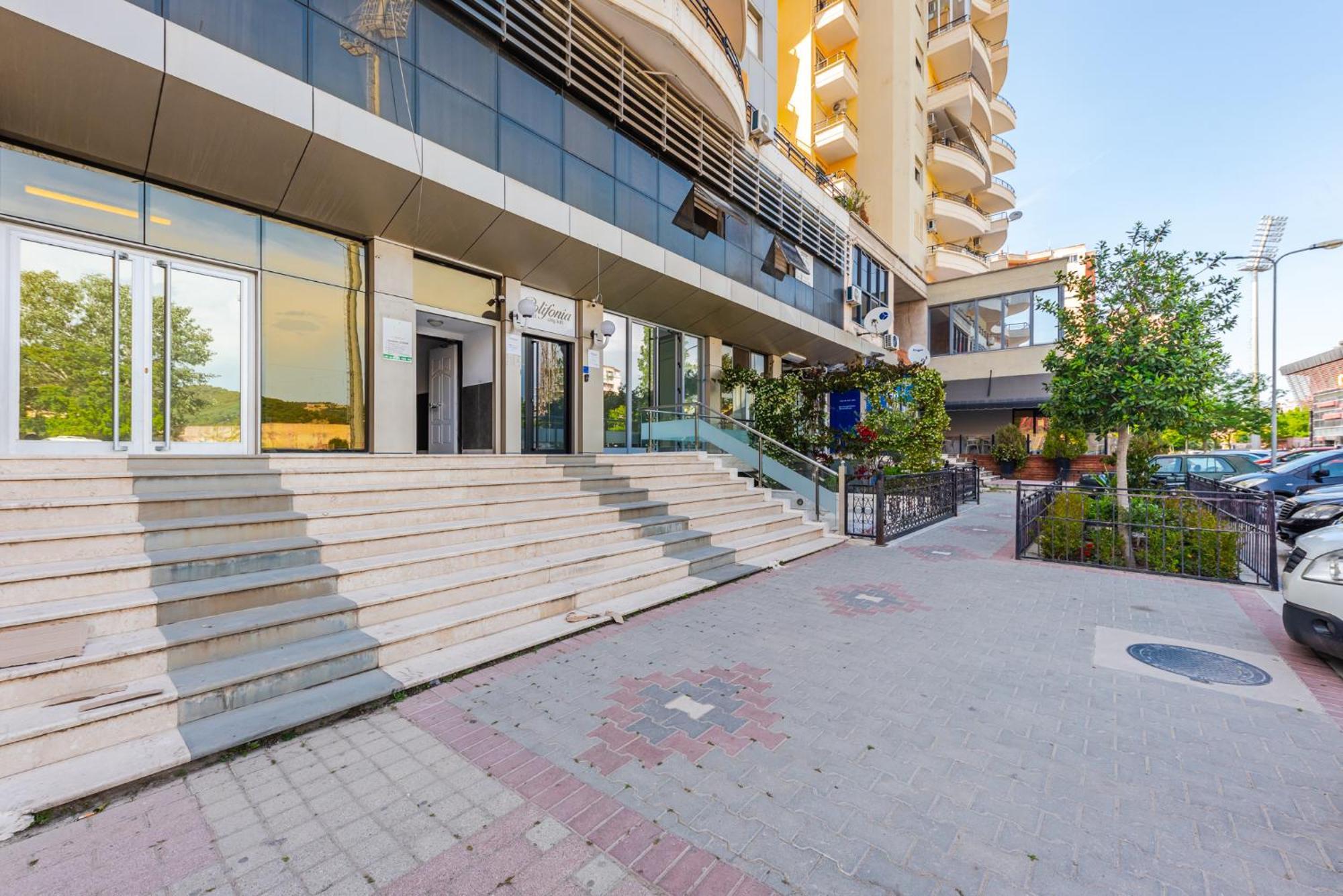 City Center Apartments By Kondo Stays Vlorë Esterno foto
