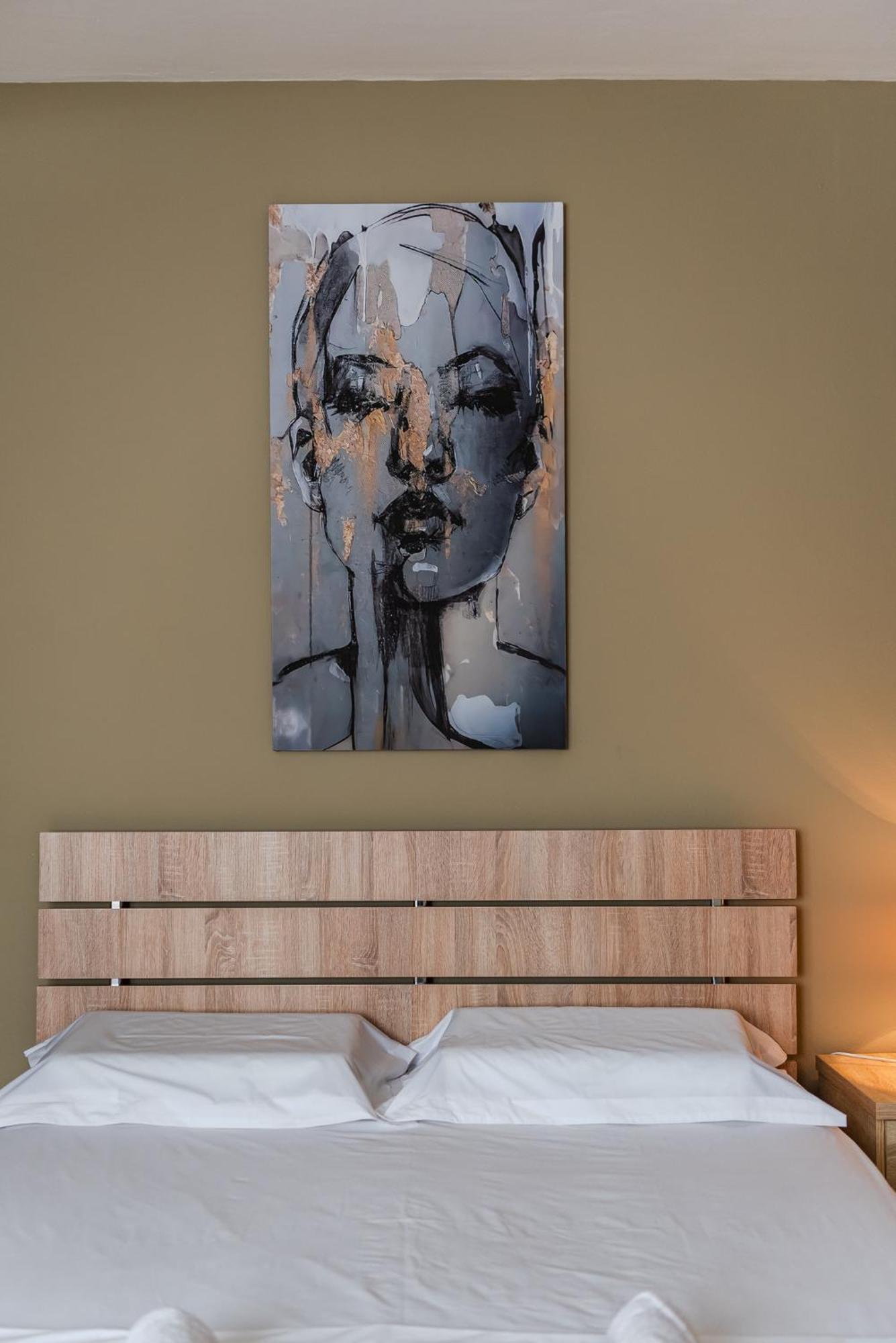 City Center Apartments By Kondo Stays Vlorë Esterno foto