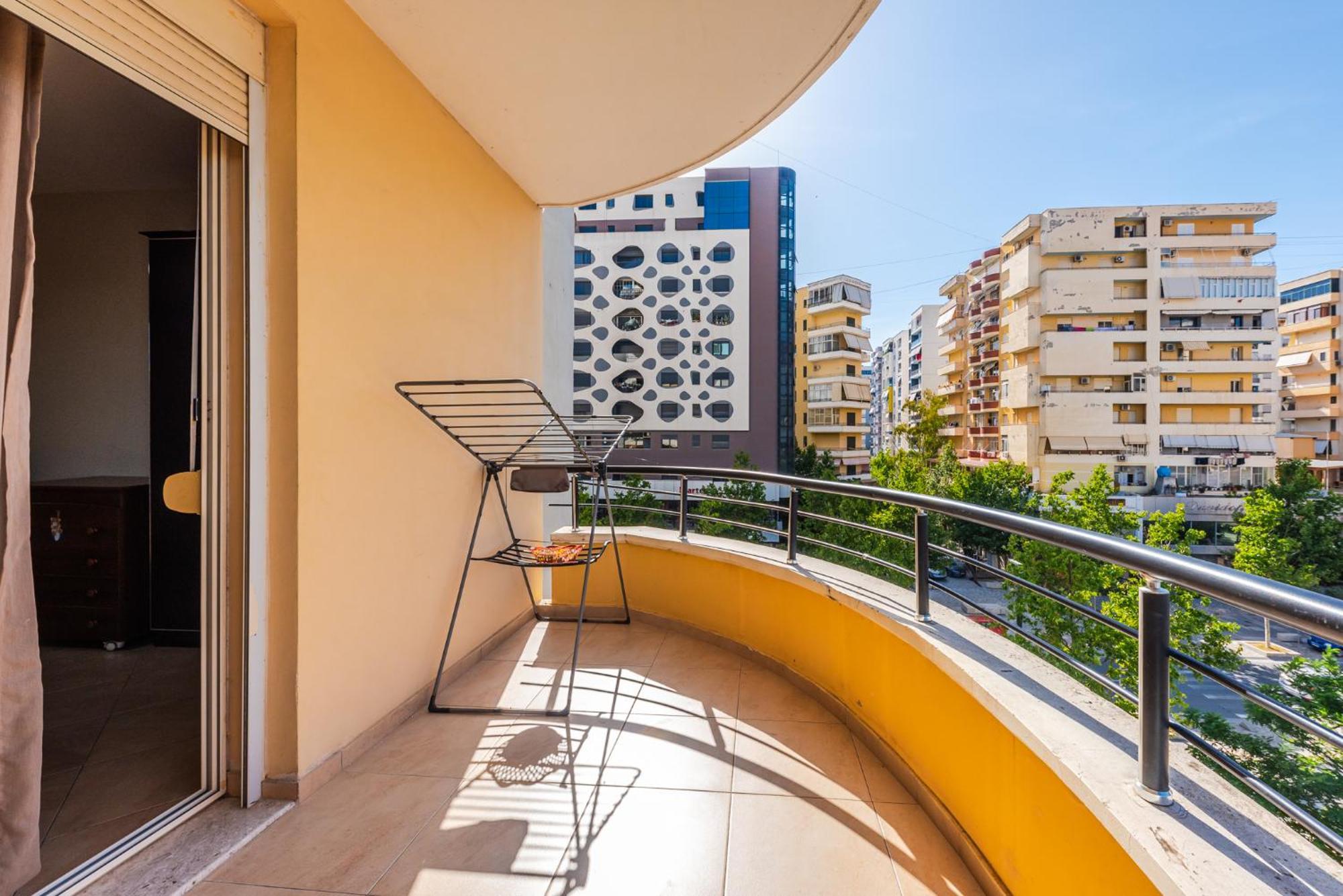 City Center Apartments By Kondo Stays Vlorë Esterno foto